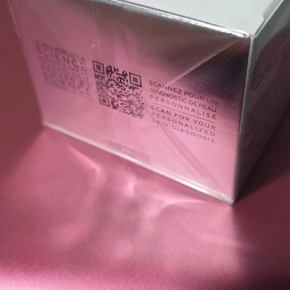 Lancone Rénergie H.P.N. 300-Peptide Cream - White - Picture 3 of 5